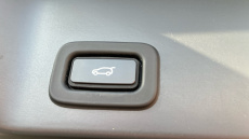 Land Rover Range Rover Evoque 1.5 P300e R-Dynamic SE 5dr Auto Hatchback